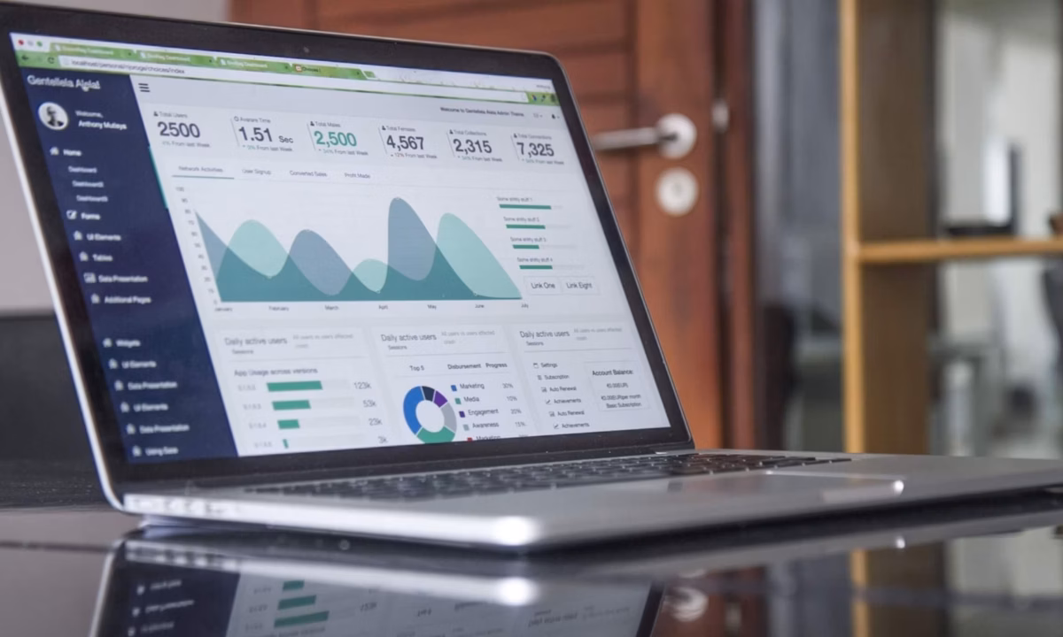 A graph showing lead stats on a mockup dashboard.