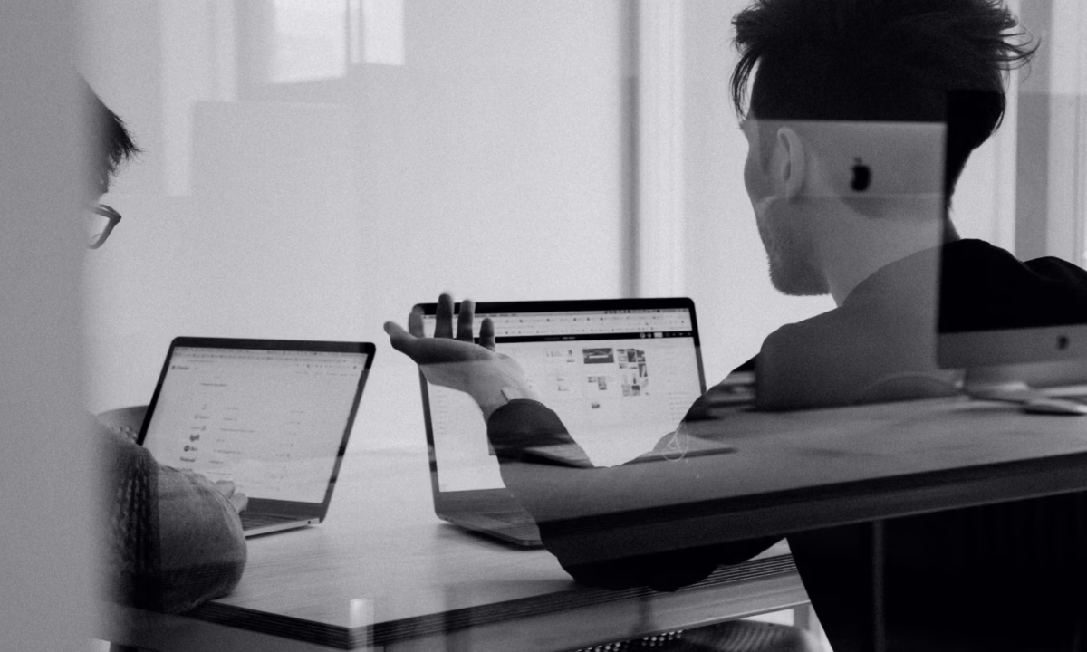 Realtors discussing the importance of adding testimonials to their websites.