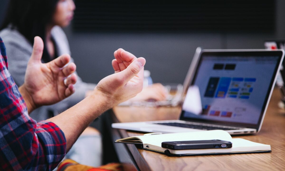 Realtors are discussing the importance of interacting with local businesses online.