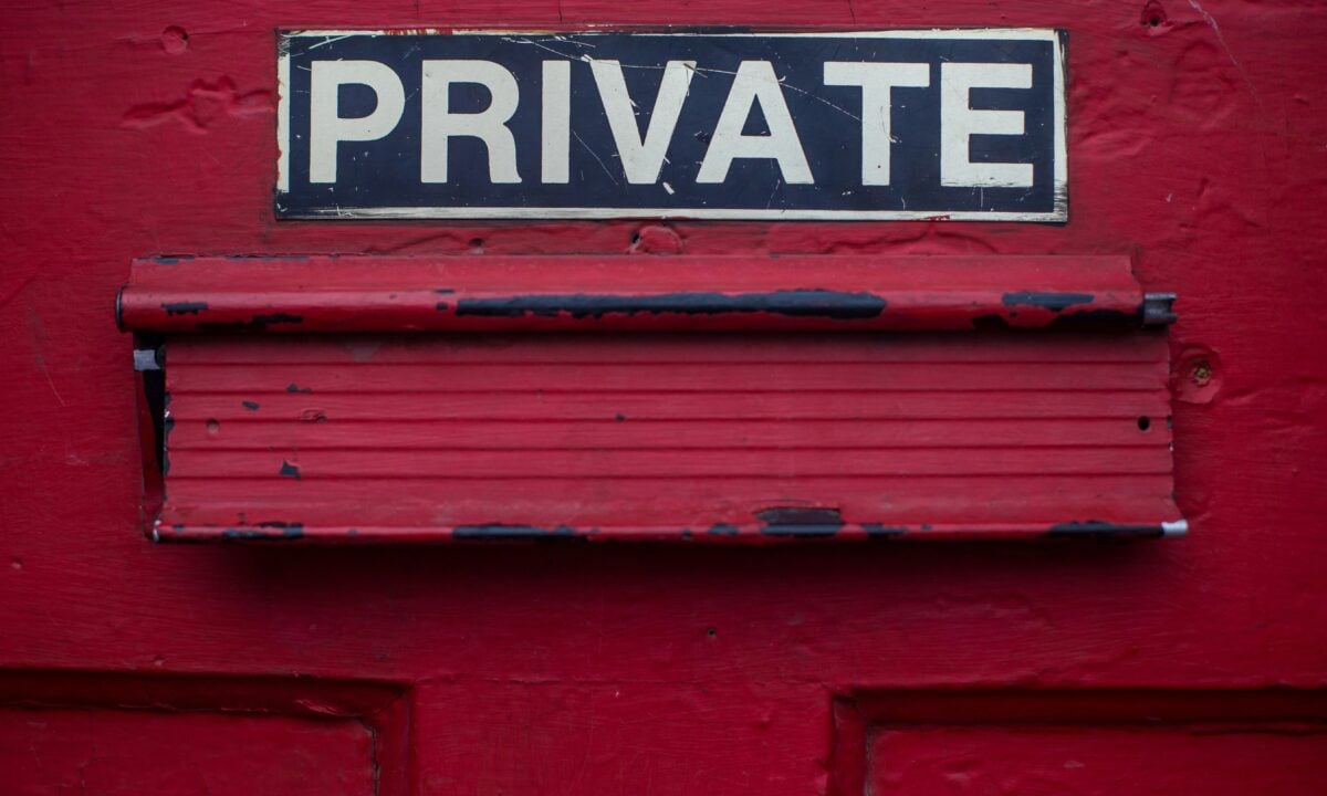 Real estate agents need strategies to leverage AI tools and protect client privacy